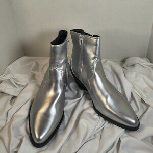 No Boundaries Boots Women Size 8